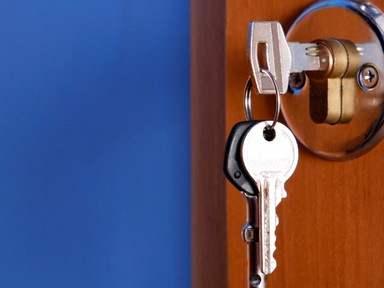 Szakértők figyelmeztetnek: Soha ne hagyd a kulcsot éjszakára a zárban!