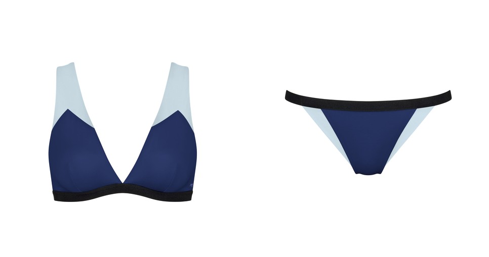 Blue Acra felső 11 999 Ft és alsó 8999 Ft