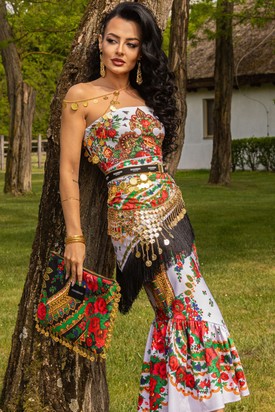 Sugarbird MORE roma kultúra inspirálta kollekció  Fotó: Kovács Natália/Sugarbird