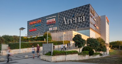 Szuper hír karácsony előtt: 8 új üzlettel bővült az Arena Mall!