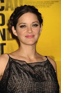 200-marion-cotillard-d0000F2F31489b442e088.jpg
