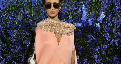 Wow, Rihanna, gyönyörű vagy!