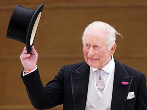 Károly király hadüzenetet küldött Harry hercegnek ezzel a gesztussal, egy fotós szólta el magát