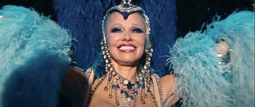 Pamela Anderson – The Last Showgirl - Az egykori Baywatch-sztár, 57 évesen több elismerést is kapott Shelly, a Las Vegas-i táncosnő szerepéért, aki élete fordulópontjához ér, amikor előadását törlik. Ilyen sebezhetőnek talán még sosem láttuk őt a vásznon, amellyel teljességgel lenyűgözte a kritikusokat és a díjátadók szavazóit: először a Gotham Awards, majd a Golden Globe, végül pedig a Screen Actors Guild Award elismerését zsebelhette be. Az Oscar-jelölés azonban elmaradt.