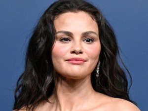 Selena Gomez élete legszebb ruhájában tarolt az Emmy-gálán, azonnal ellopta a show-t