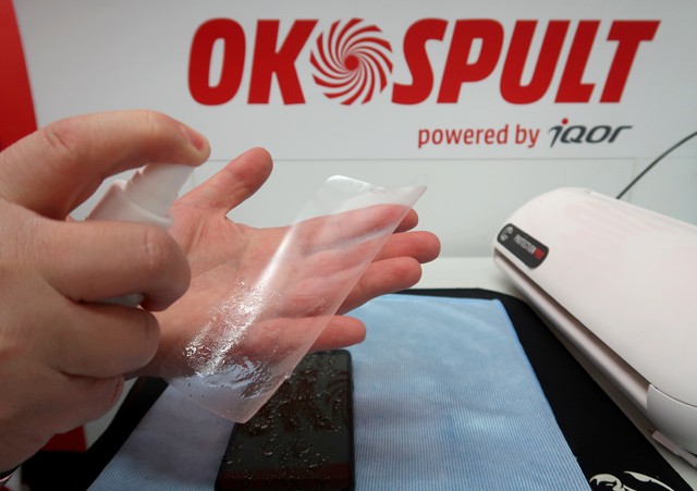 Gazdálkodj a drága telefonoddal okosan! Avagy egy fólia mind felett!