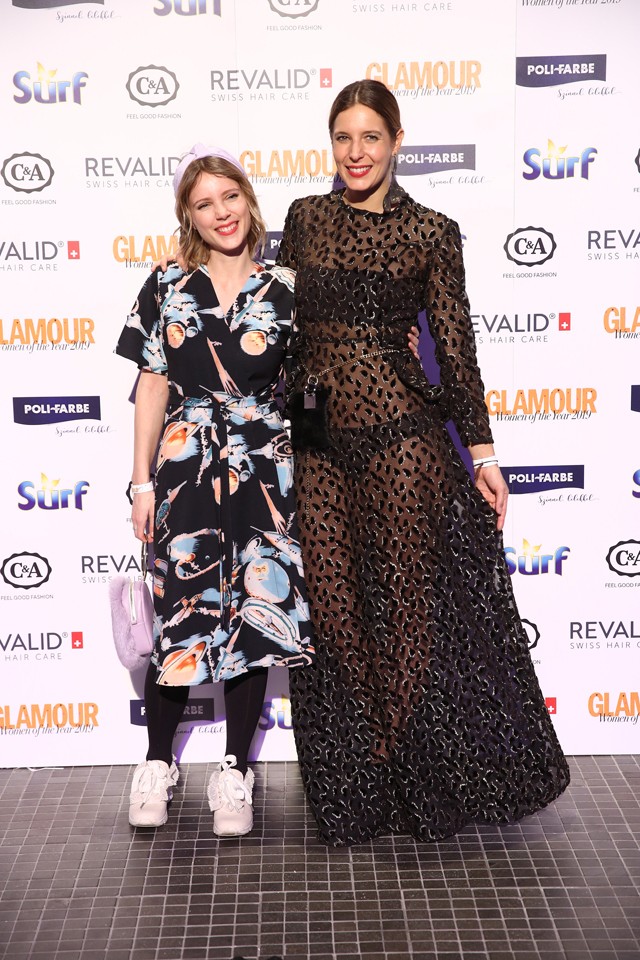 Daubner Anna és Visy Dóri tervezők együtt érkeztek.