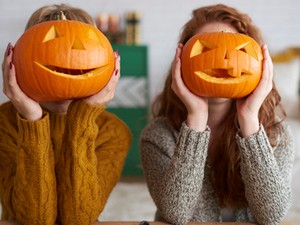 Baleseti sebész figyelmeztet halloween előtt: ezt a hibát senki ne kövesse el tökfaragás közben!