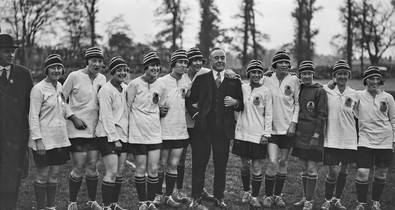 Lily Parr az LMBTQ+ mozgalom és a női futball ikonja volt, a férfiak is meghajoltak előtte