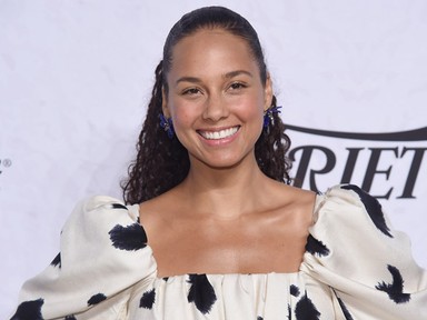 Felismerhetetlen és ultradögös Alicia Keys az új frizurájával