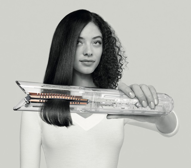 Íme az új kedvenc hajvasalód: bárhol, bármikor lehetővé teszi a hajformázást