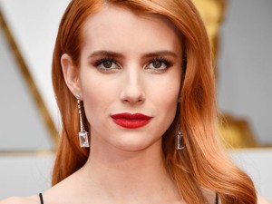 Hűha: Emma Roberts szakított vőlegényével és már össze is jött a jóképű színésszel