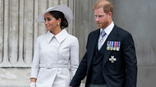 Harry herceg és Meghan Markle szenvedélyes csókjától még te is zavarba jössz