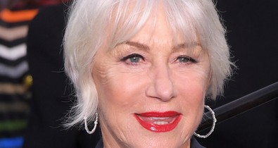 Helen Mirren 72 évesen kifutóra állt és mindenkit levett a lábáról