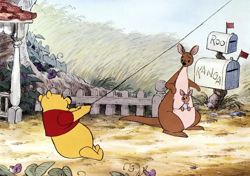 Kanga gyengéd szeretete Zsebibaba iránt túlzásba vitt védelmezésként is értelmezhető