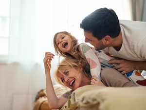 3 fontos pénzügyi téma, amiről beszélnetek kell, ha családot terveztek