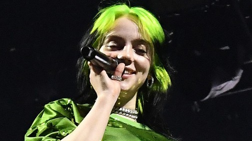 Amikor Jennifer Lopeznek hívnak és a lányod Billie Eilish koncertjén zokog