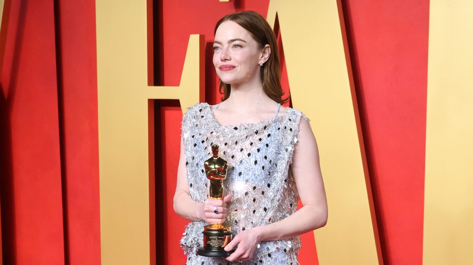 A rajongók szerint Emma Stone barátnőjének, Taylor Swiftnek is üzent az Oscar-köszönőbeszéde alatt