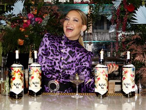 Nem tetszett neki egyetlen vodka sem, létrehozta a saját márkáját Kate Hudson