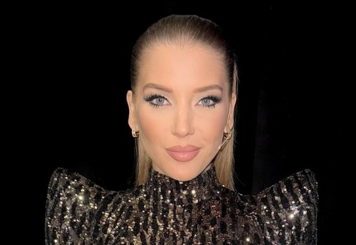 Szabó Zsófi mindent vitt: lélegzetelállító ruhában tündökölt A Nagy Duett fináléjában