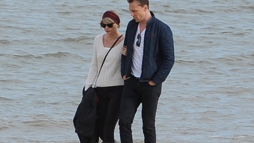 Taylor Swift és Tom Hiddleston kapcsolata szivárványszínű hurrikán