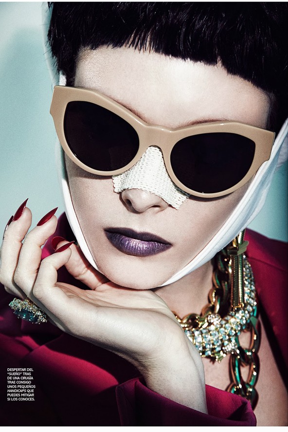 Az októberi Vogue Mexico magazinban Jamie Nelson érdekes fotósorozatot készített. A Kínai negyed című filmből jutott eszünkbe Jack Nicholson erről a képről.