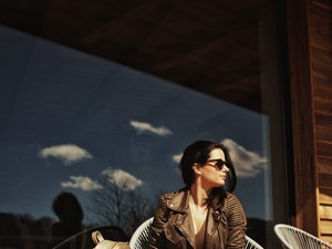 Lola ma hosszú napnak néz elébe, így első a kényelem