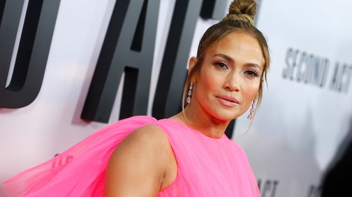 Jennifer Lopez anyaszült meztelenül promotálja új testápolóit