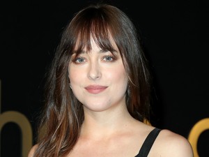 Annyira bájos Dakota Johnson ebben a ruhában