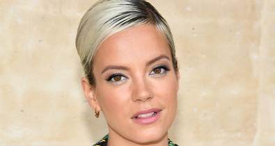 Senki nem hallgatta meg, hogy szexuálisan bántalmazták, Lily Allen is áldozat