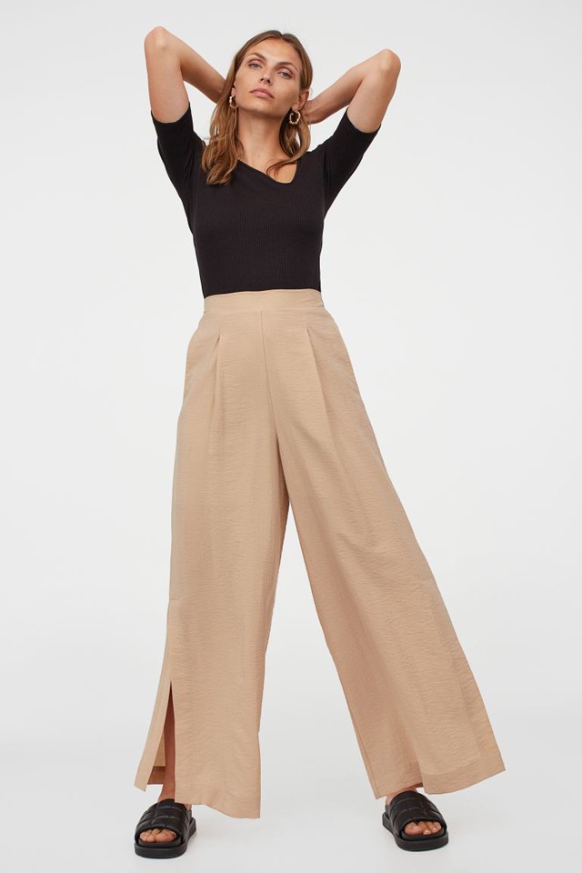 Bézs színű nadrág hasítékkal H&M9 995 Ft