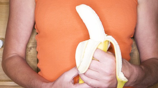 5 tipp, hogy úgy kényeztesd kézzel a partnered, hogy igazán élvezze