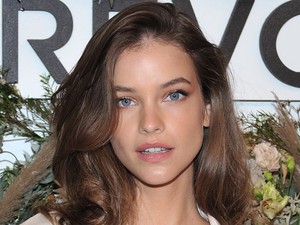 Úristen: rég nem láttunk Palvin Barbiról ilyen forró képeket