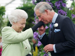 100 éves lenne Erzsébet királynő, fia, Károly király könnyfakasztó módon emlékezett meg édesanyjáról