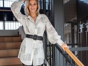 Fodor Csenge ebbe a laza szettbe egy kis eleganciát csempészett