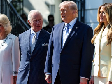 Donald Trump találkozott Károly királlyal, az amerikai elnök azonnal megszegte a királyi protokollt