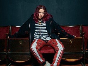 Ő a szlovák Billie Eilish, megjelent a debütáló lemeze és meg kell hallgatnod - Ismerd meg Karin Ann-t