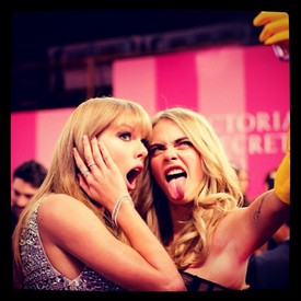 Taylor Swift sem maradt ki a sorból.