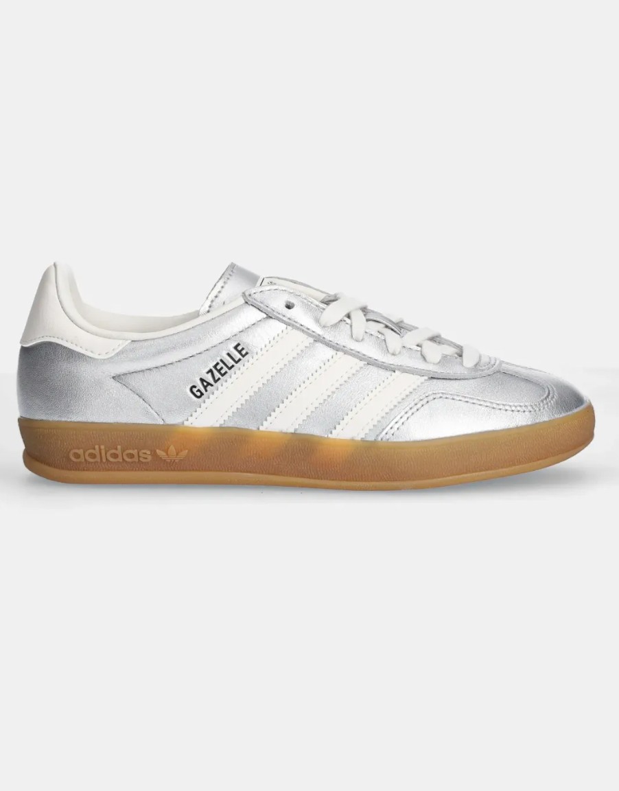 ADIDAS - answear.hu 56 990 Ft, GLAMOUR-napokon 42 742 Ft (két termék vásárlása esetén)