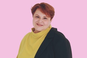 Kiégett a híradózásban, ma nők ezreinek segít új életet és karriert kezdeni Békéssy Olga