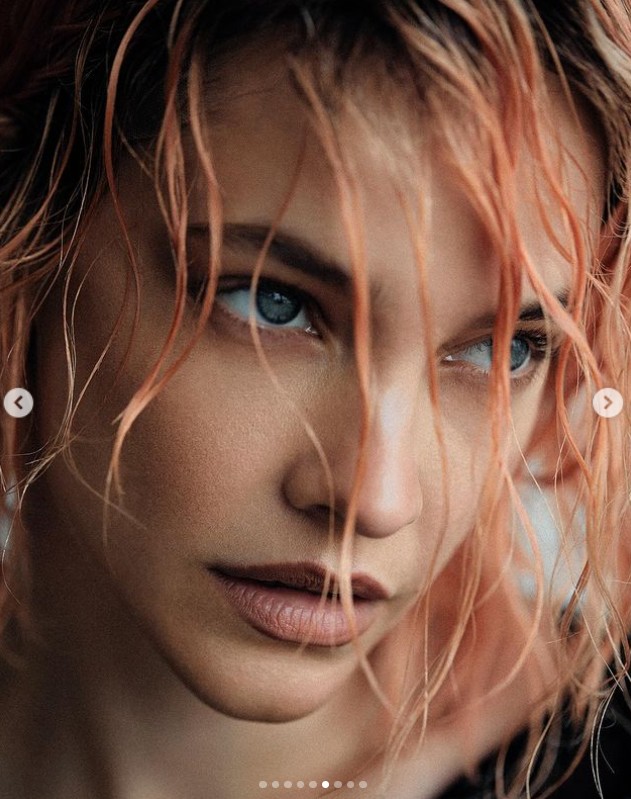 Neked hogy tetszik Palvin Barbi új hajszíne?