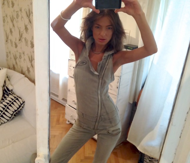 Nóra ma dolgozik a mixen, a szetten nem kell neki