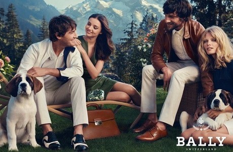 Luxuspiknik, bájos kiskutyák és Miranda Kerr