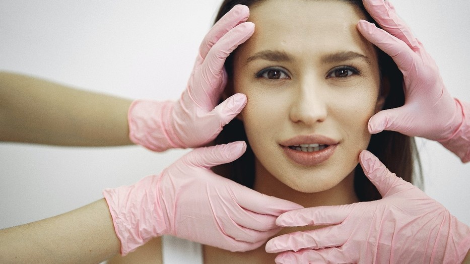 Ennek a krémnek köszönhetően nem lesz többé szüksége púderre és korrektorra