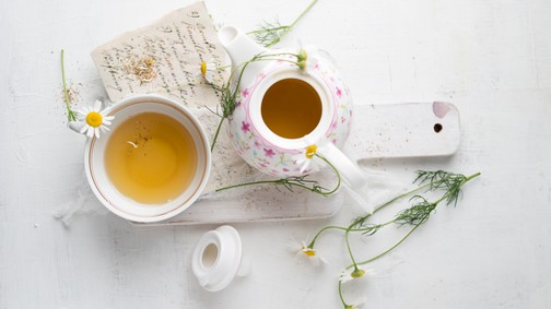 5 tea kifejezetten estére, ami a fogyást is segíti