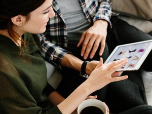 A magyar vásárlók fele divatcikket vásárol az internetről - Interjú Matt Komorowskival, a PayPal regionális ügyvezető igazgatójával