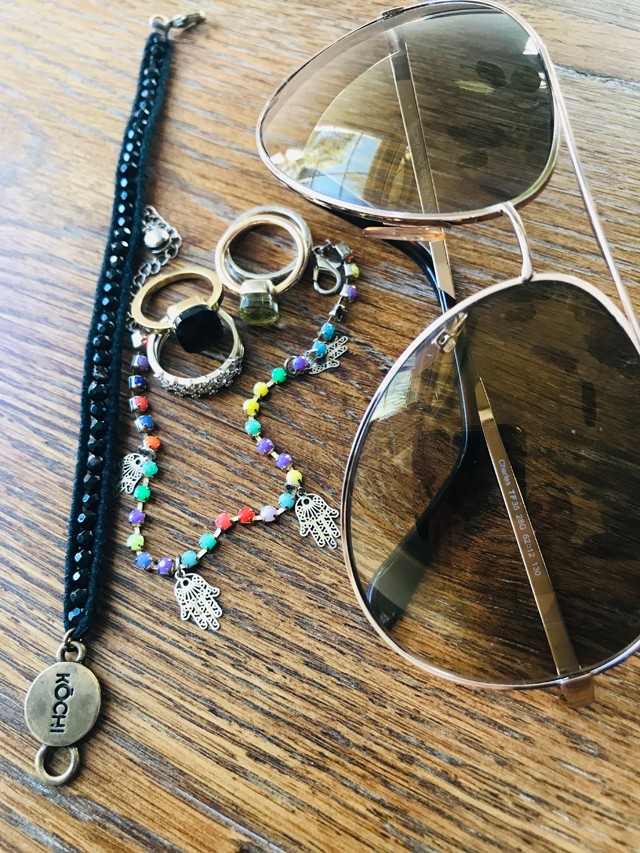 Turán Eszter karkötői is mesélnek ma