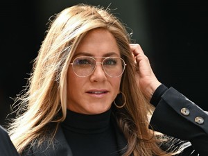 Jennifer Aniston áttetsző ruhája a legizgalmasabb meztelenruha, amit valaha láttunk