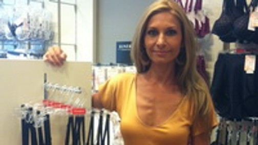 Boltokban a Romlás Virágai!