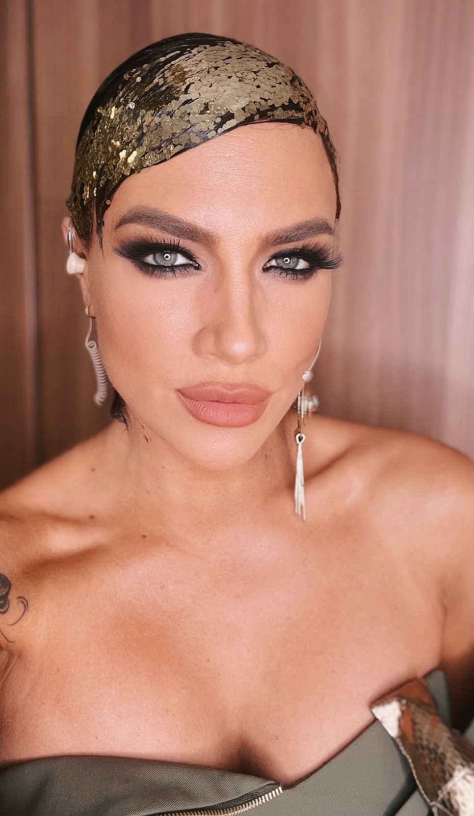 Tóth Gabi glitteres frizurája a Sztárban sztár negyedik szériájának második élő adásában